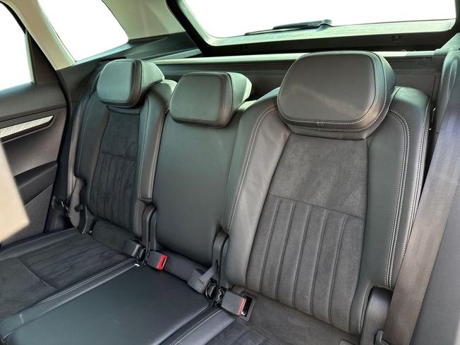 ŠKODA Karoq Photo 9