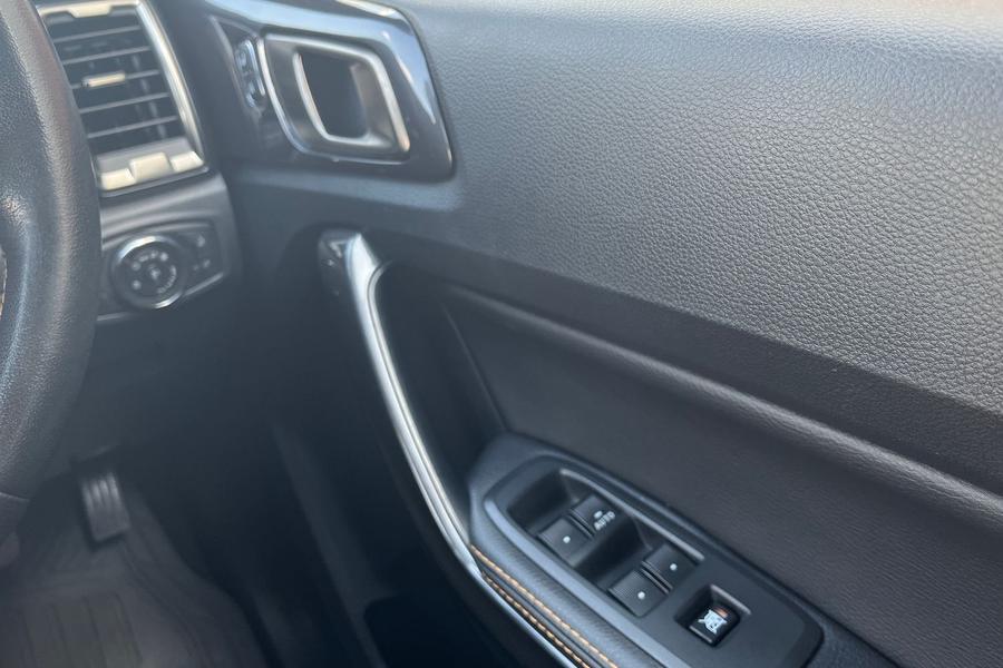 Ford RANGER Photo autoimg-a556aaf41218448c4493a7be0b7f6a257f7888b5.jpg