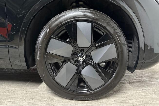 VOLKSWAGEN Touareg Photo 5