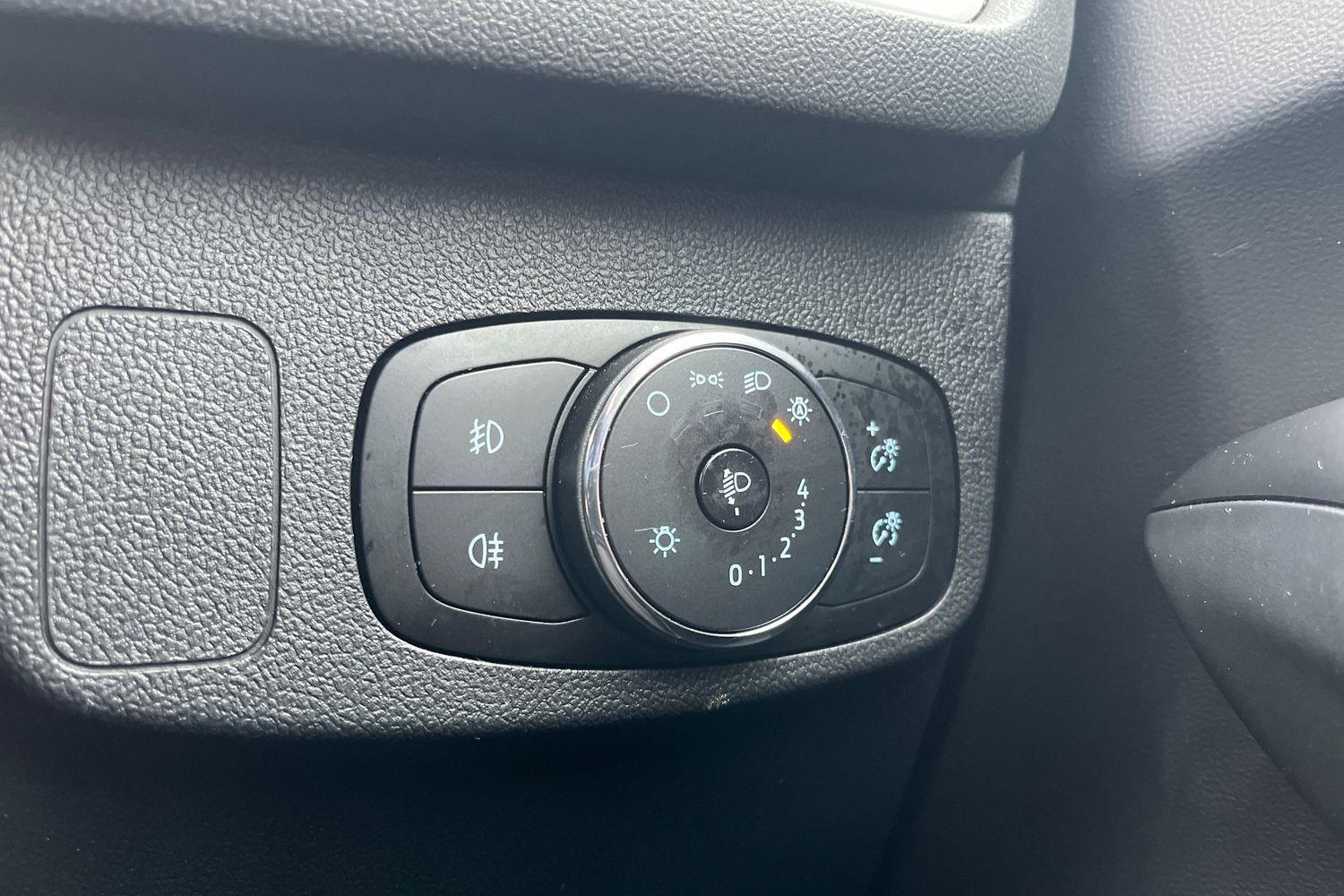 Ford FOCUS Photo 29