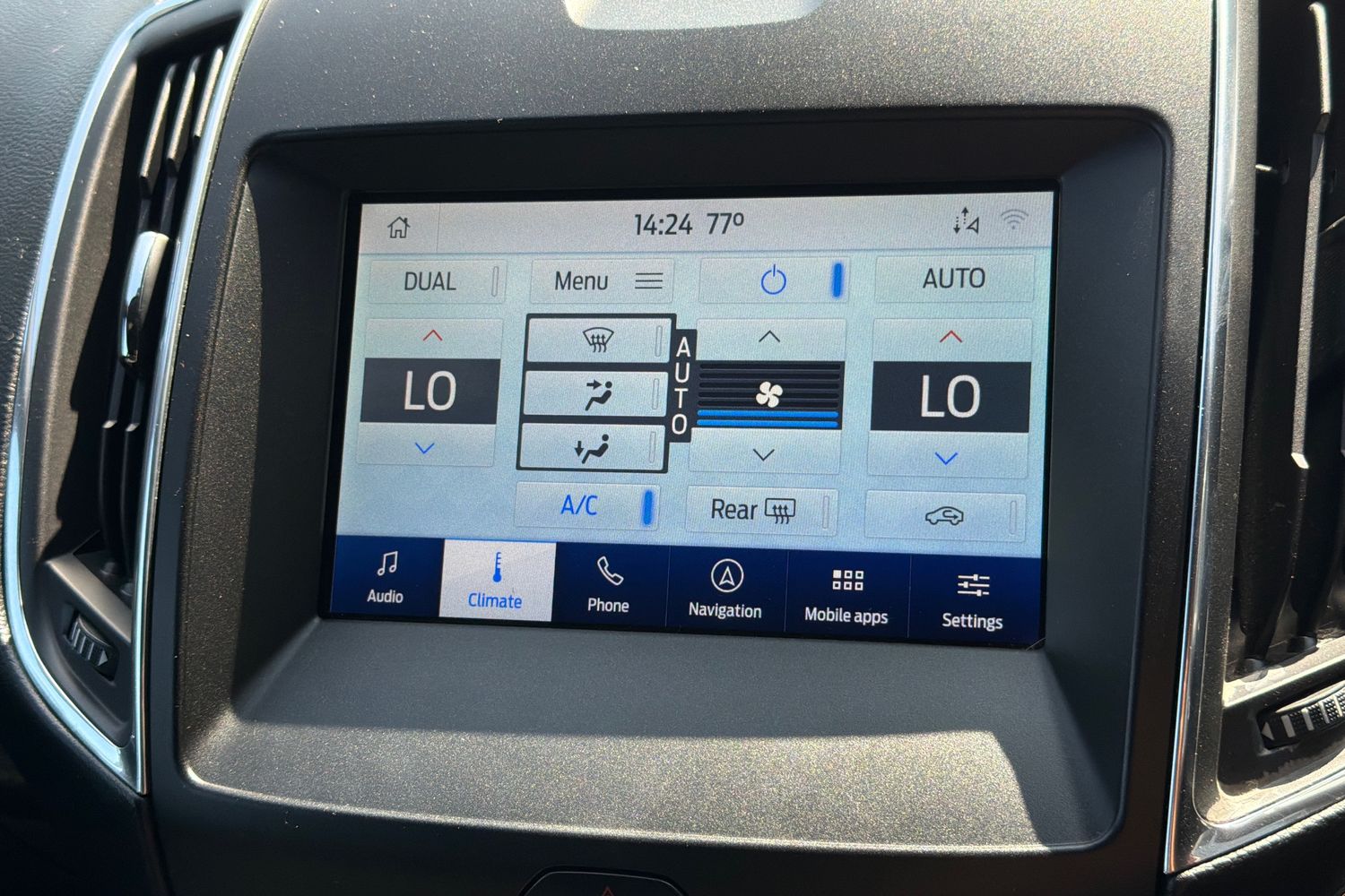 Ford S-MAX Photo 34