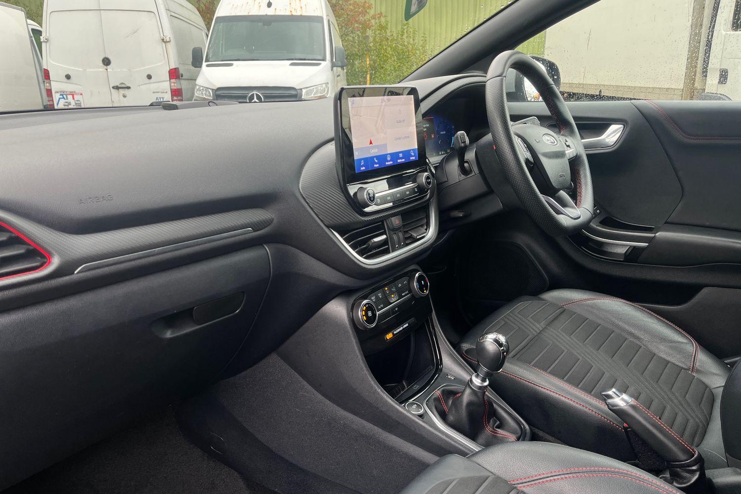 Ford PUMA Photo 17
