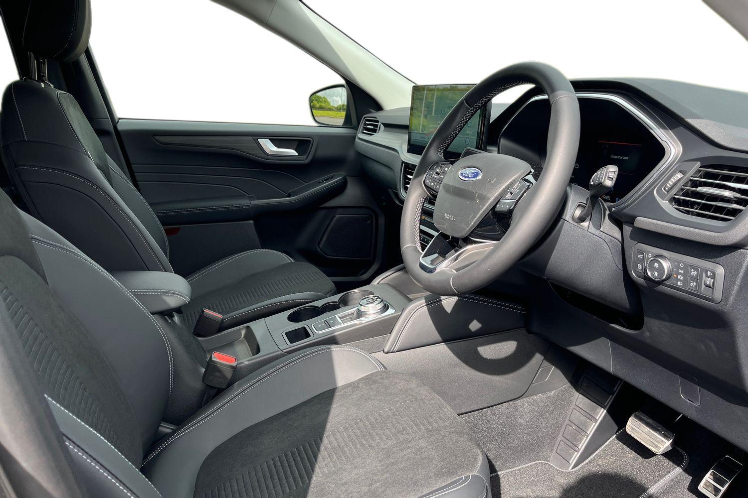 Ford KUGA Photo 8