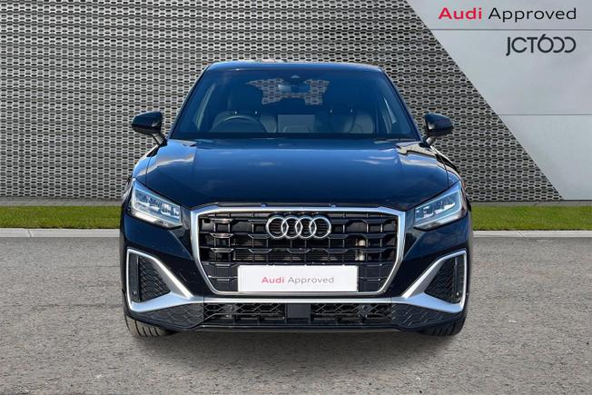 Audi Q2 Photo 8