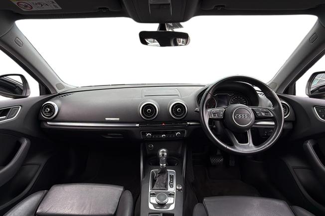 Audi A3 Photo 11