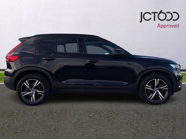 VOLVO Xc40 Photo 4