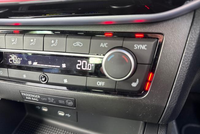 SEAT Ibiza Photo 24