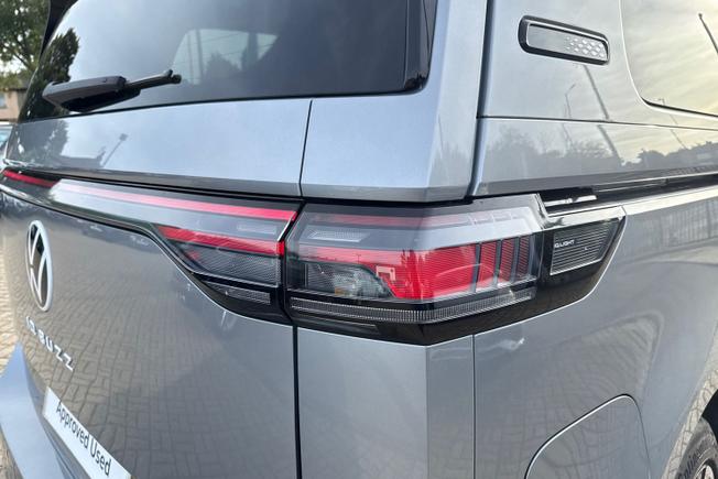 VOLKSWAGEN Id. Buzz Photo 18