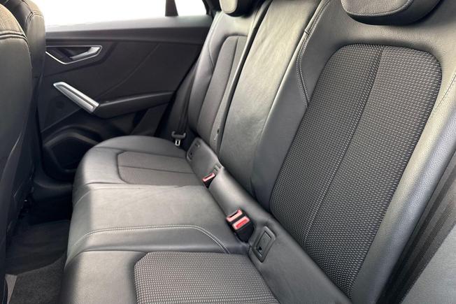 AUDI Q2 Photo 9