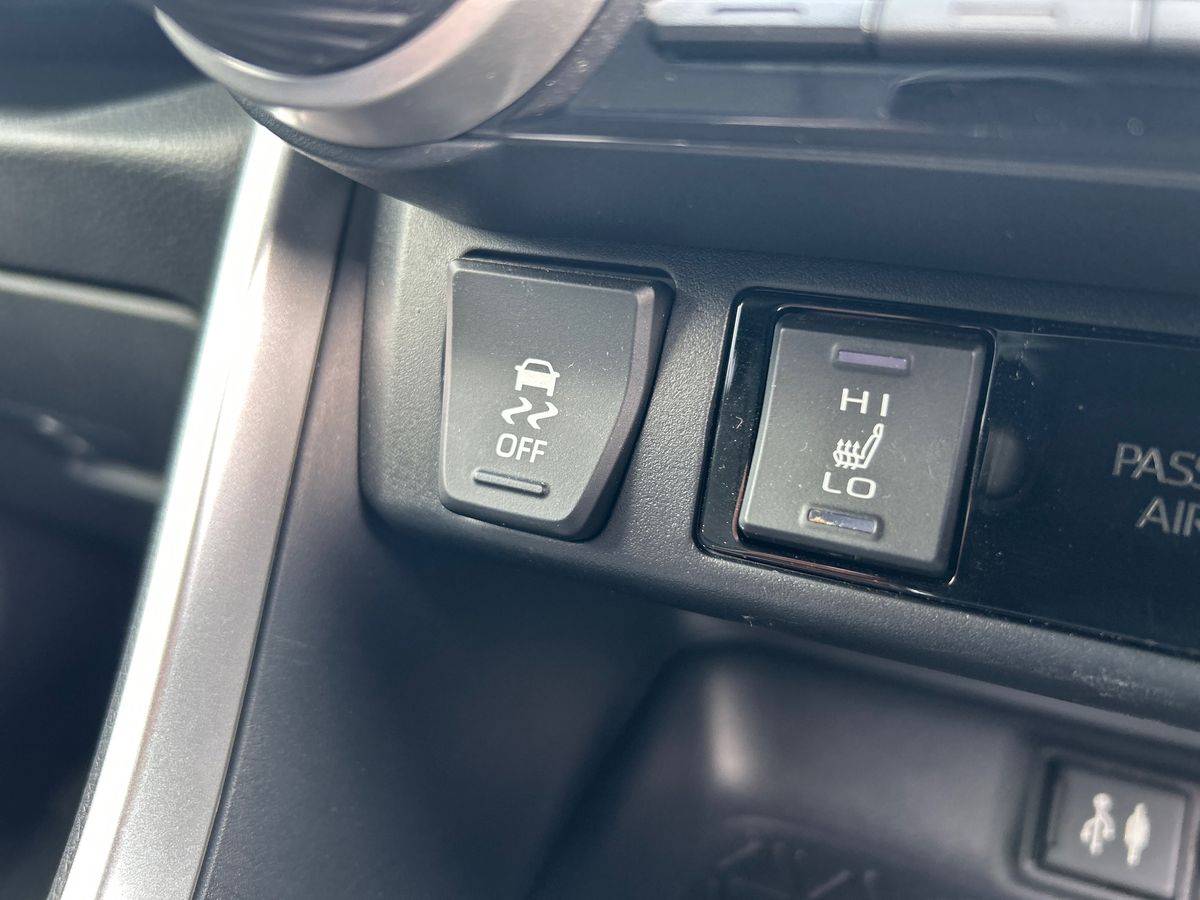 Toyota RAV4 Photo 19