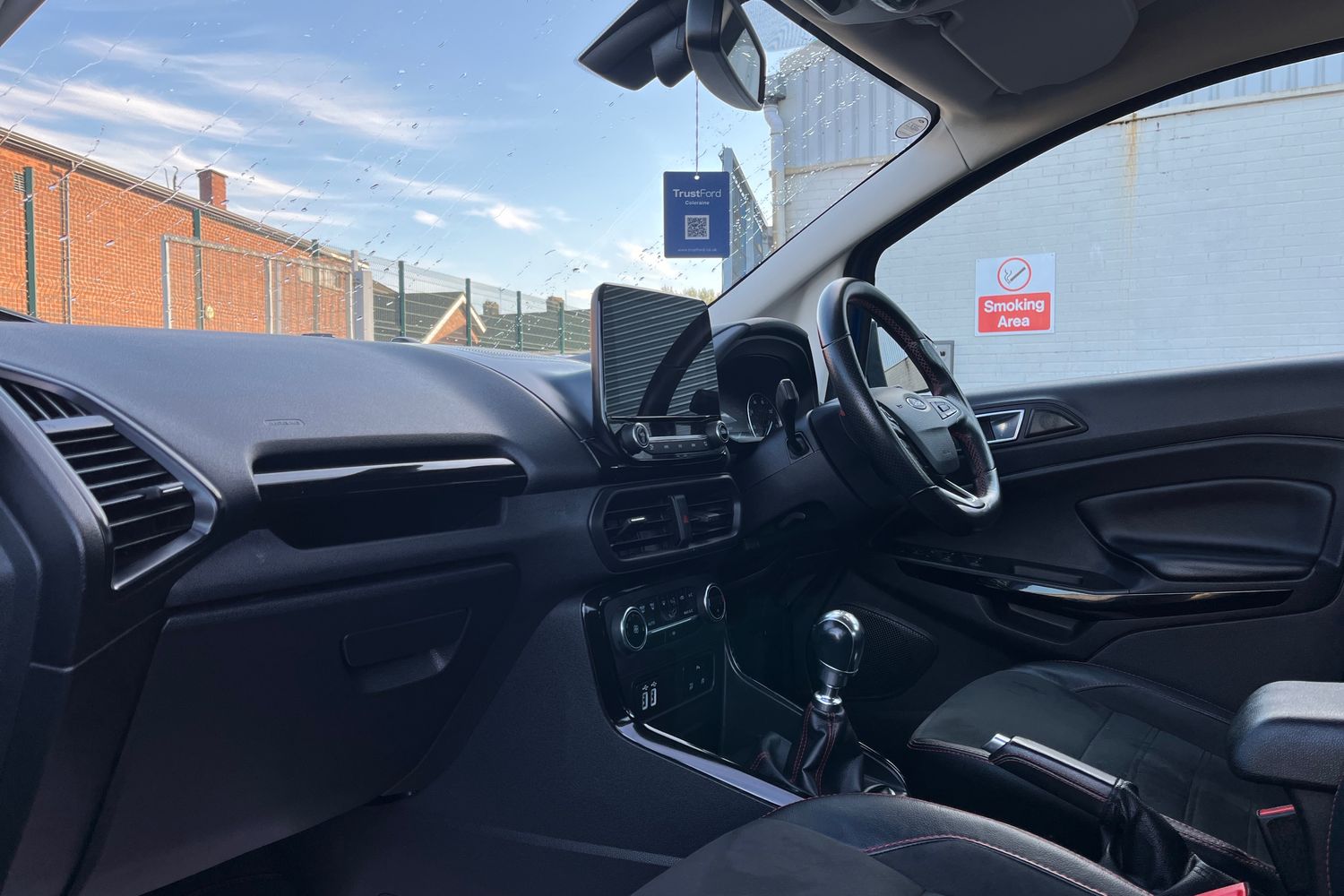 Ford ECOSPORT Photo 17