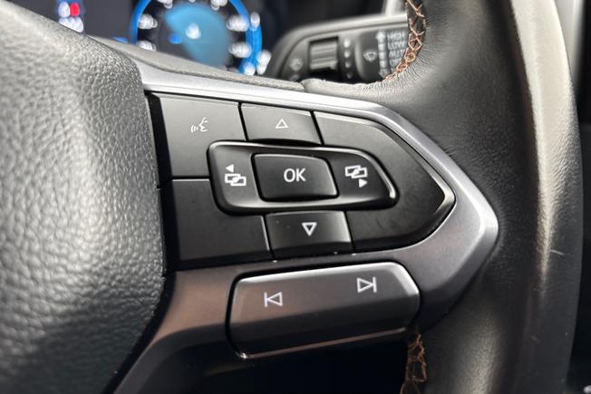VOLKSWAGEN Amarok Photo 17