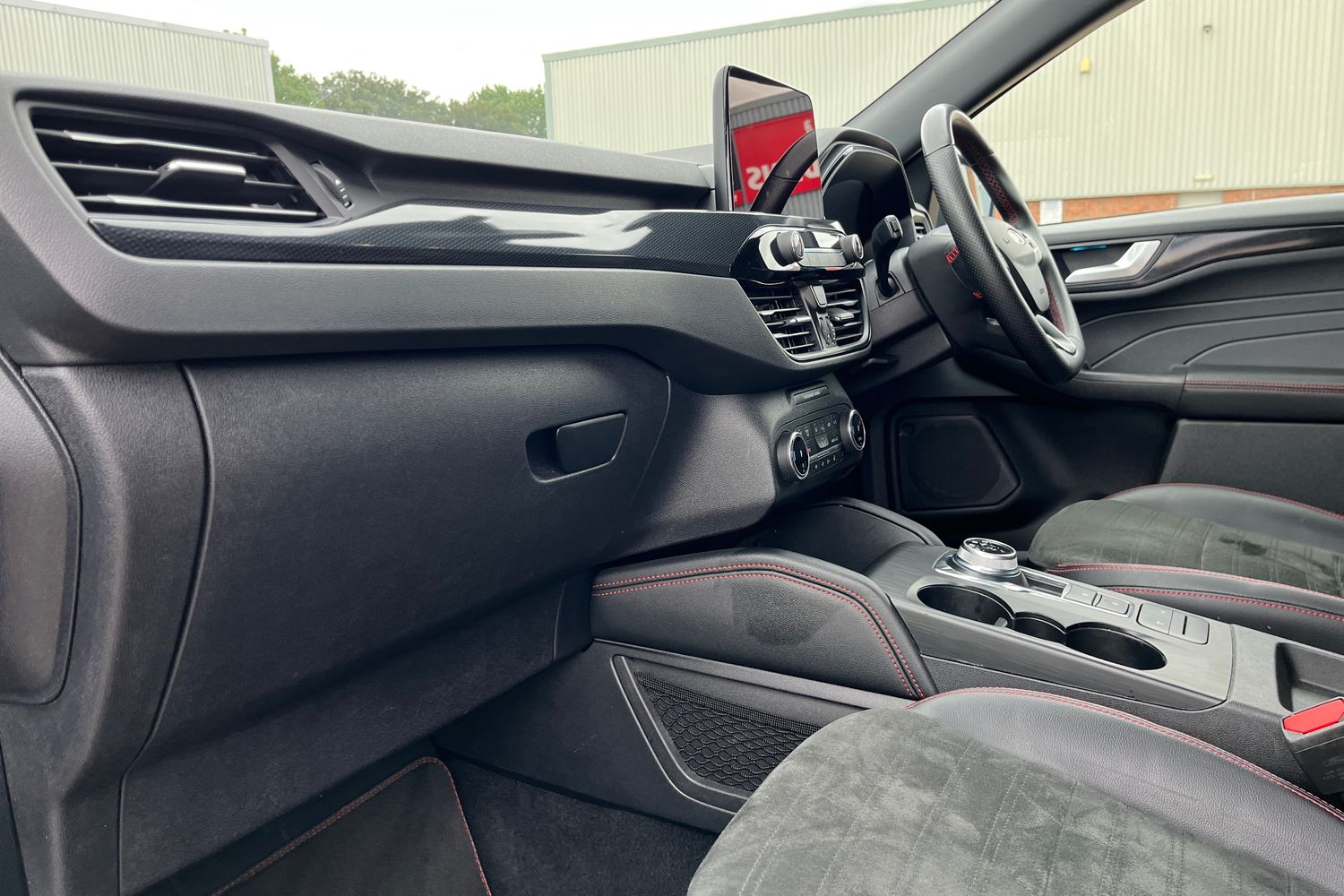 Ford KUGA Photo 17