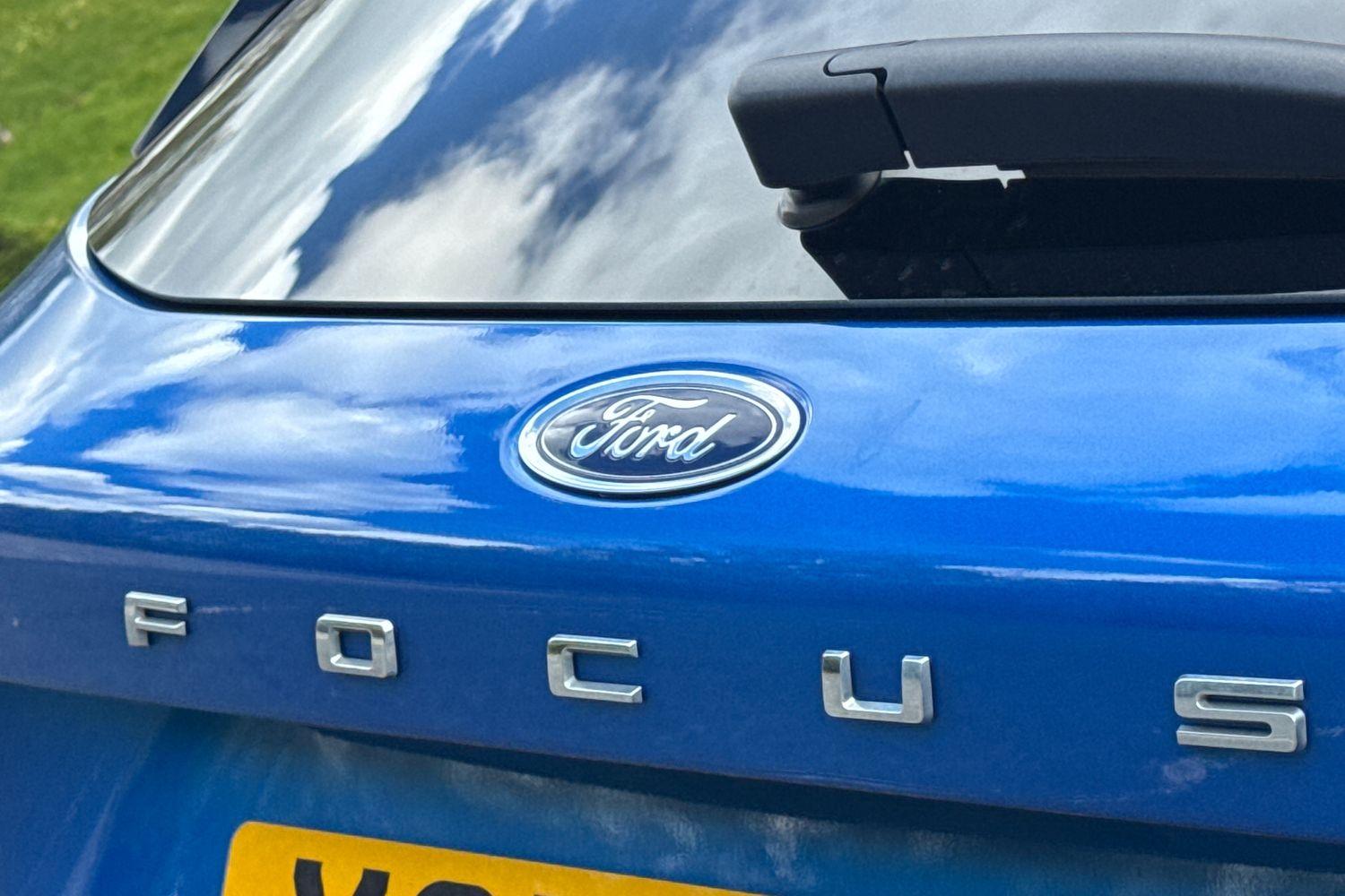 Ford FOCUS Photo 38