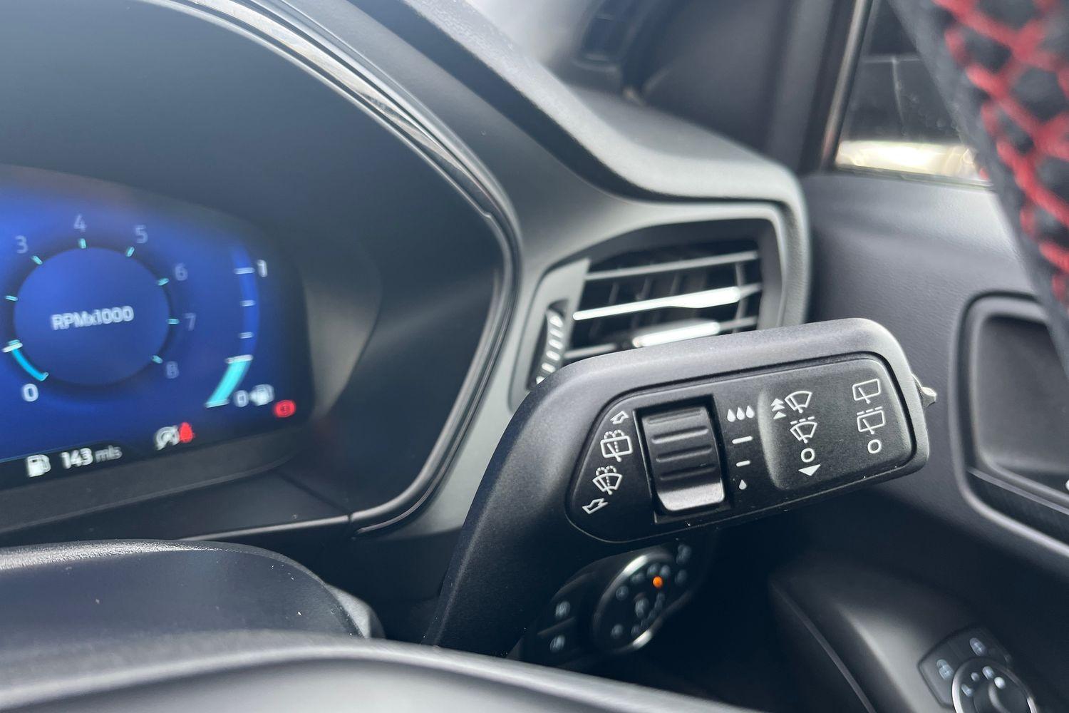 Ford FOCUS Photo 14