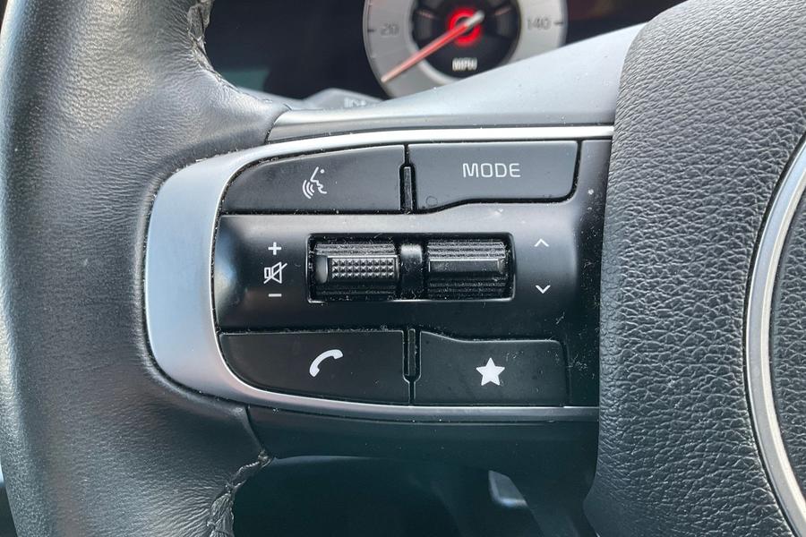 Kia SPORTAGE Photo autoimg-a57ab467663b66fb82bf93cfe78b23a73beec380.jpg