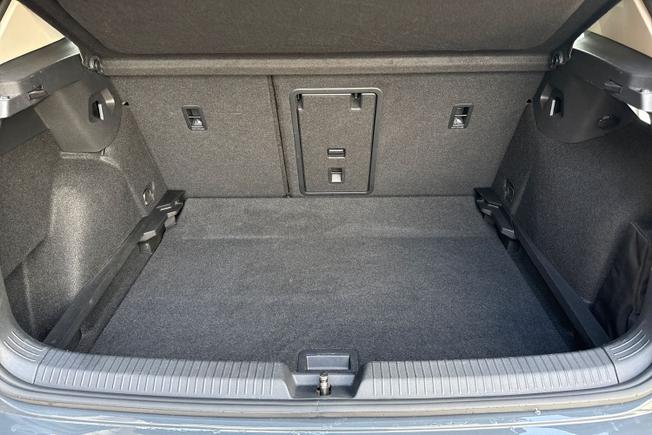 Volkswagen Golf Photo 12