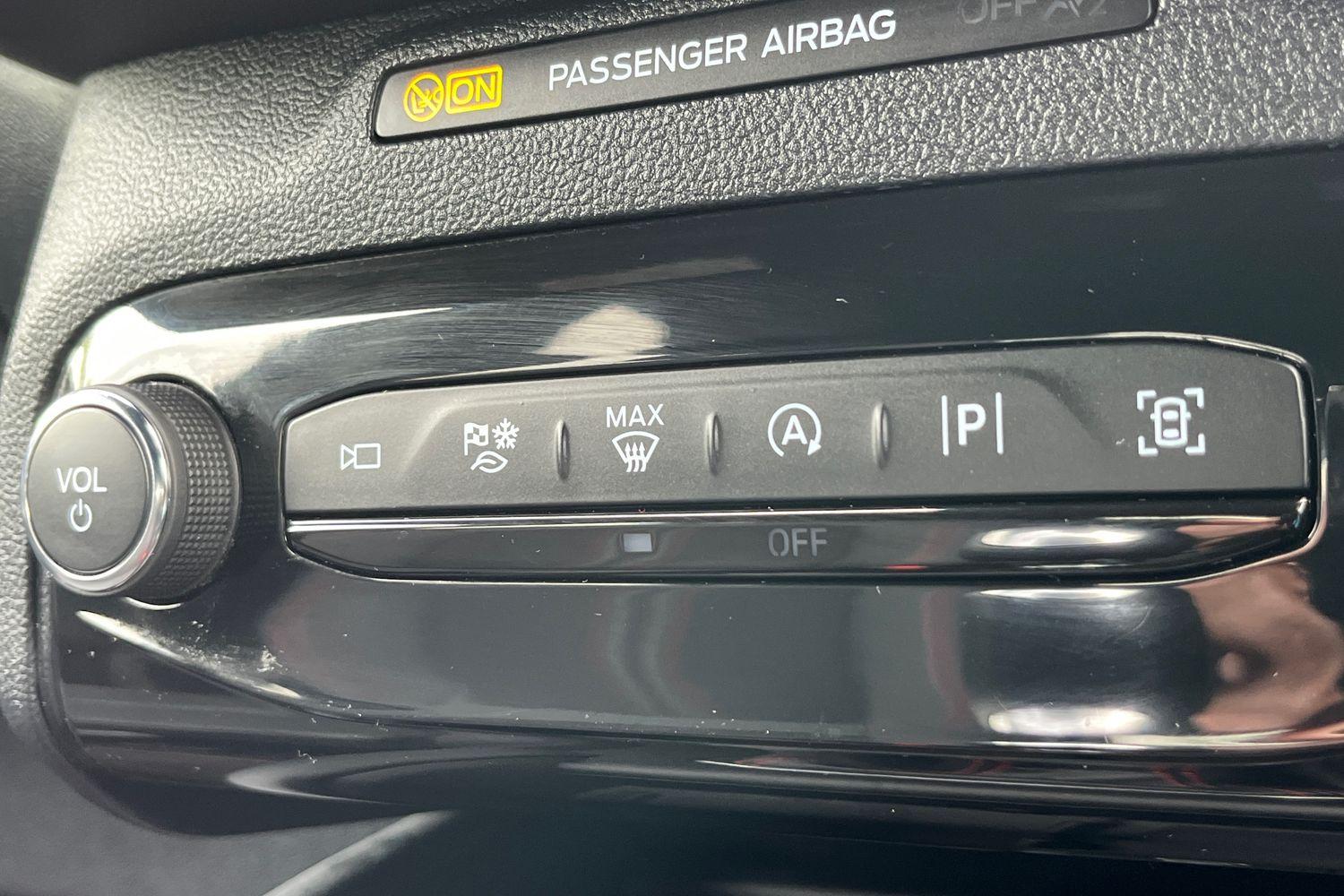 Ford KUGA Photo 26