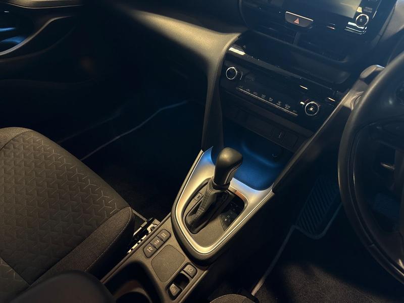 Used Toyota Yaris Cross PJ22UKE 23