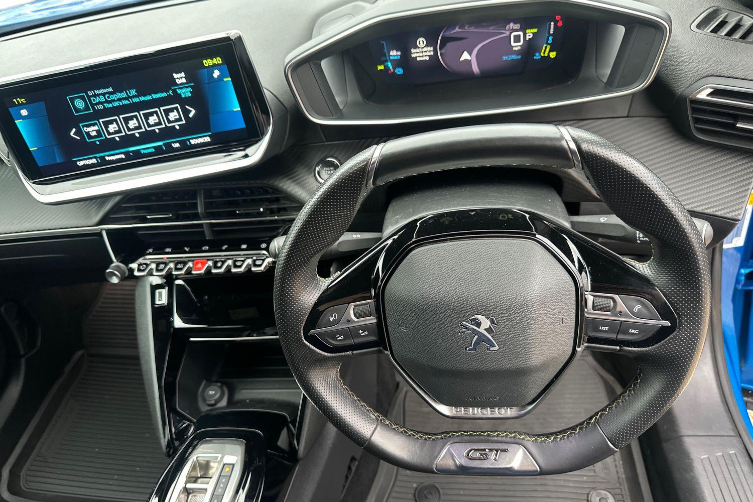 Peugeot 2008 Photo 10
