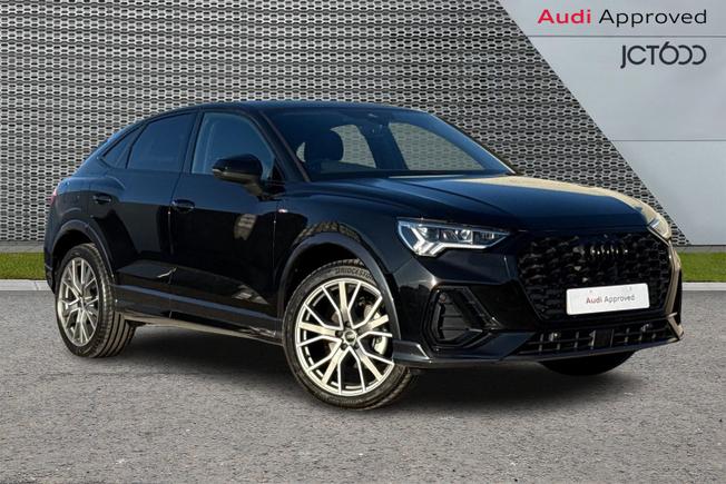 AUDI Q3 Photo 1