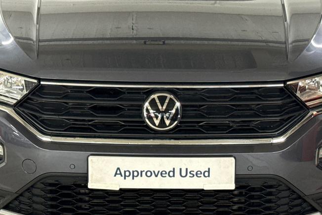 Volkswagen T-Roc Photo 31