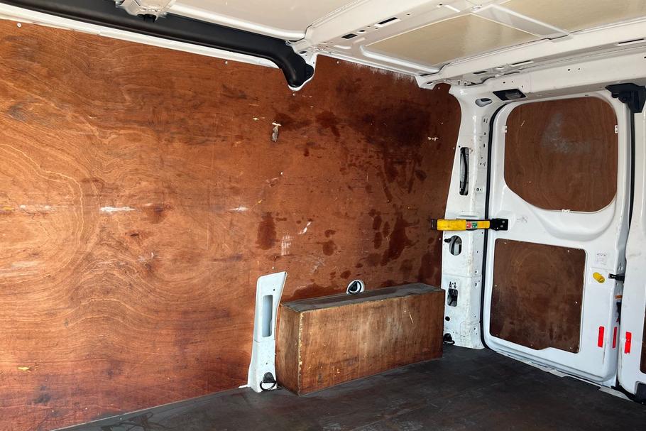 Used Ford Transit Custom YM19NWA 4