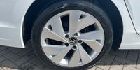 Volkswagen Golf Photo 22