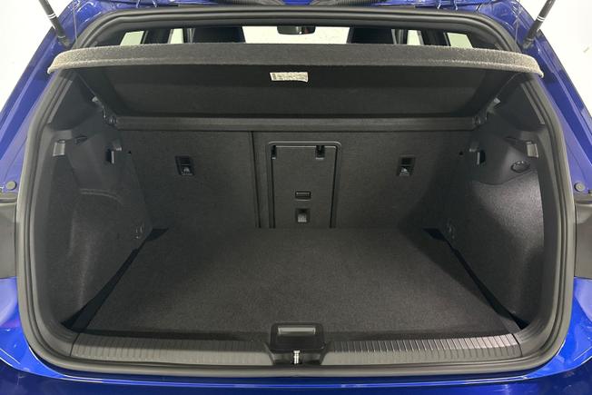 VOLKSWAGEN Golf Photo 12