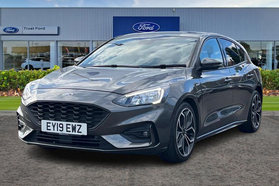 Ford FOCUS Photo autoimg-a59403481a5968b8ea7aebe1692c12a2a7d5fa0e.jpg