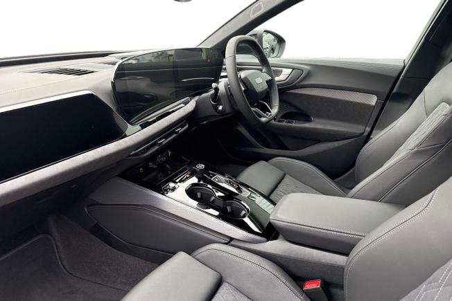 AUDI A5 Avant Photo 2