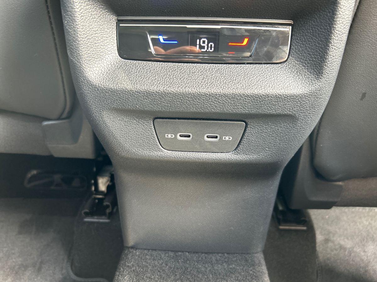 Volkswagen Tiguan Photo autoimg-a59652253503bad3a473d7b322f07d07b3f9f128.jpg