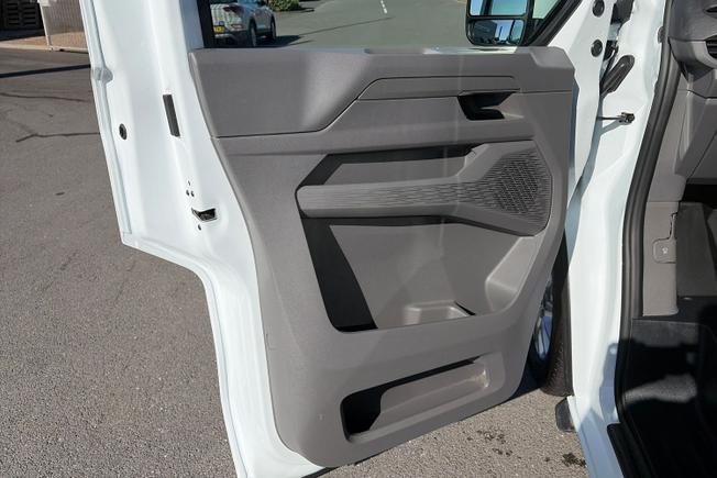 VOLKSWAGEN Transporter Photo 23