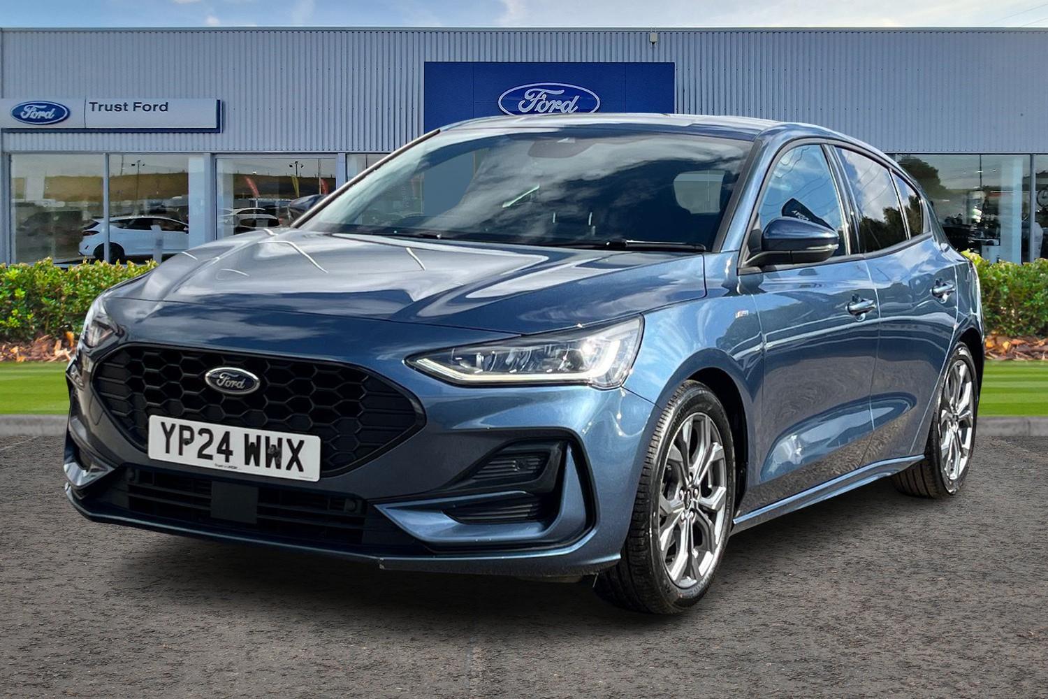Ford Focus Photo 4