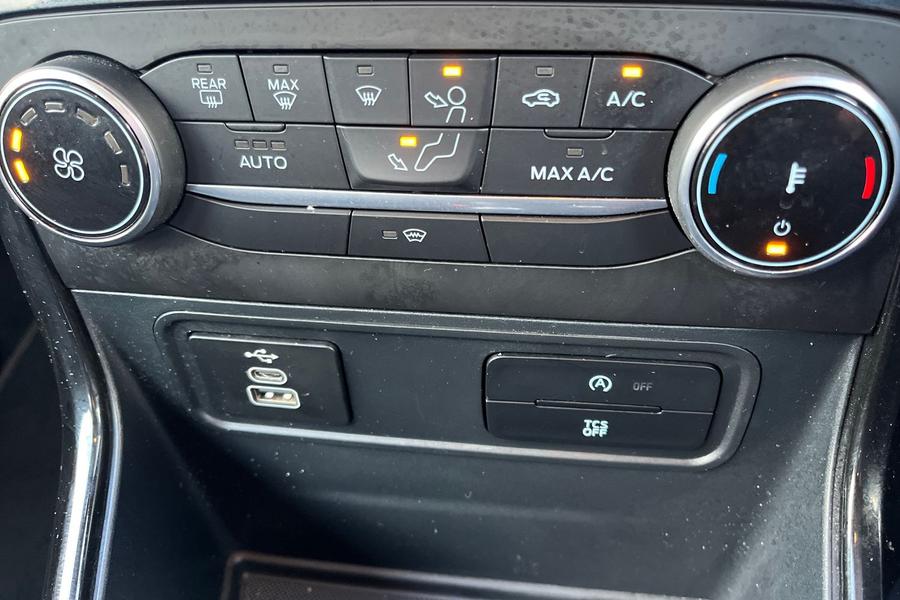 Ford ECOSPORT Photo autoimg-a59f3bbe55ca35412b4caad7b9db8b5d06049f8d.jpg