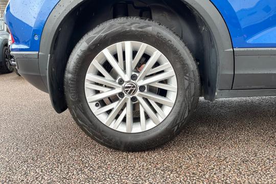Volkswagen T-roc Photo autoimg-a5a340a234078ab9f5538497effdd182b87760a2.jpg