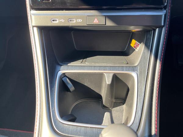 Lexus LBX Photo autoimg-a5a5aa1bff9152e1b8e425fa77353eda2ba22a59.jpg