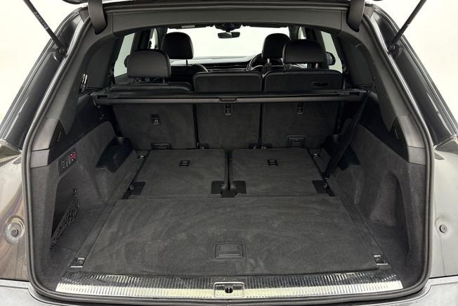 Audi Q7 Photo 12