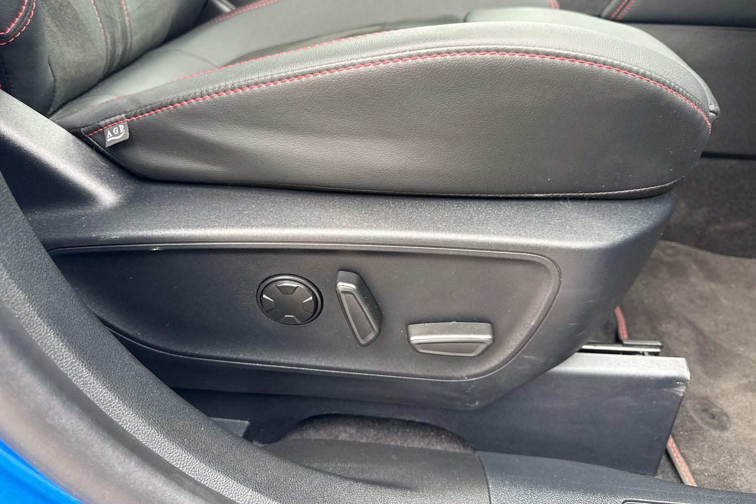 Ford KUGA Photo 33