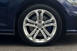 Volkswagen Golf Photo 5