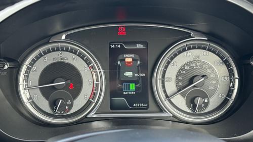 Suzuki S-CROSS Photo autoimg-a5ad25e6f83e46b4ec811a0ca067541257b00c73.jpg