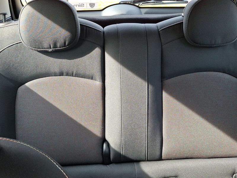 Used MINI Hatch PO19NYR 30