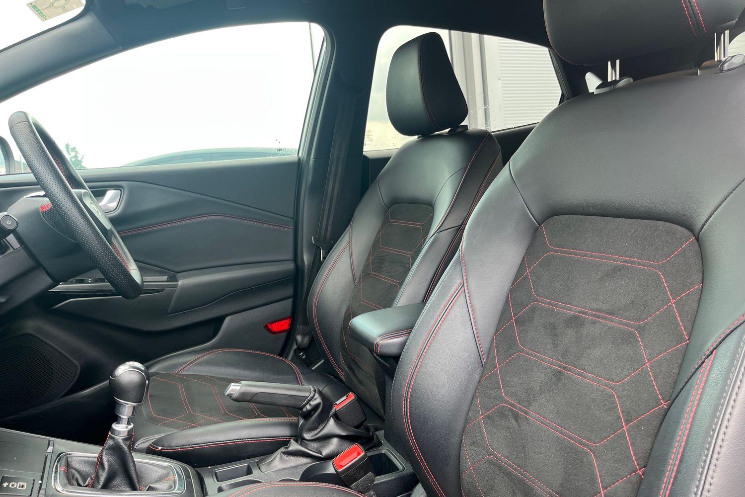 Ford PUMA Photo 18