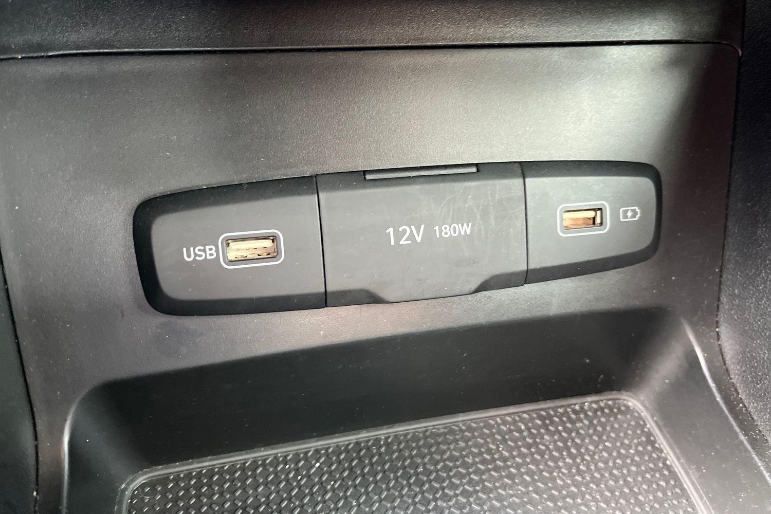 Hyundai TUCSON Photo 24