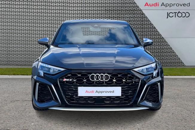 AUDI RS3 Photo 8
