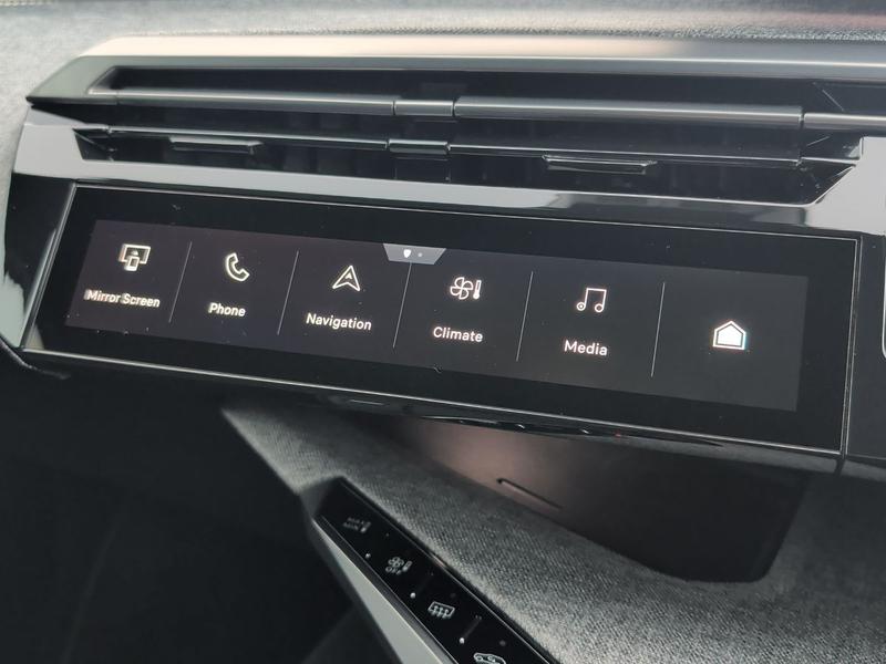 Used Peugeot E-3008 NV24VOB 24