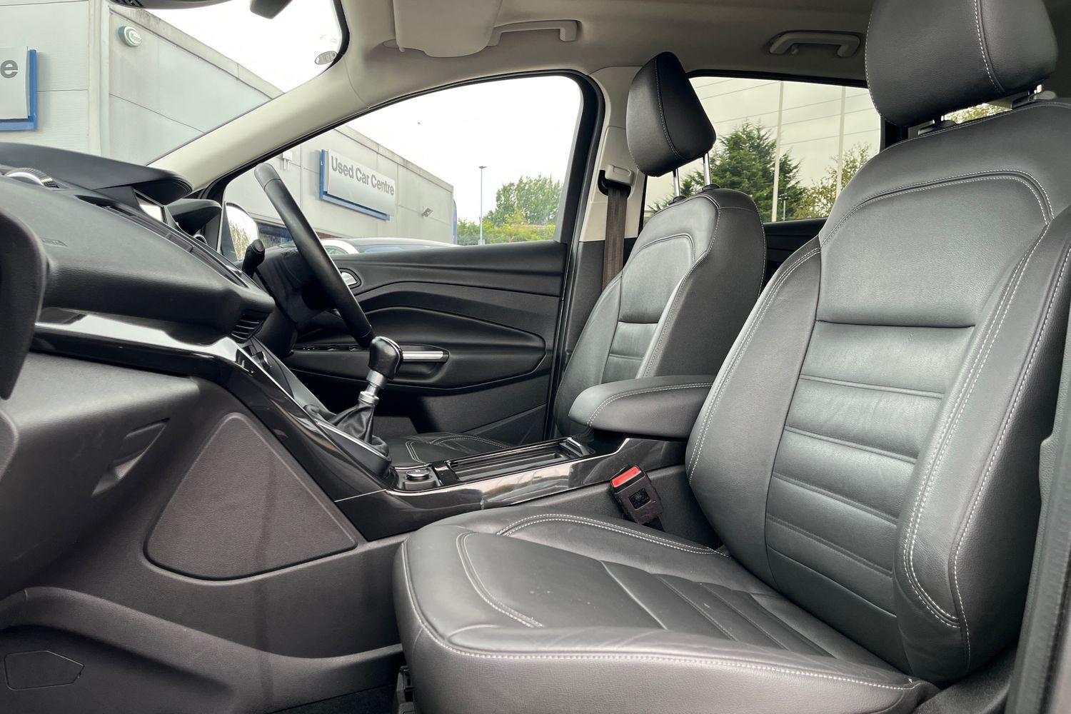 Ford Kuga Photo 18