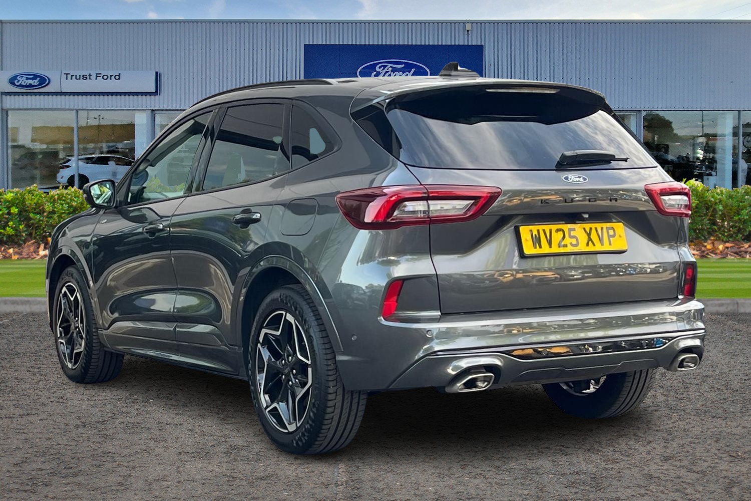 Ford KUGA Photo 1