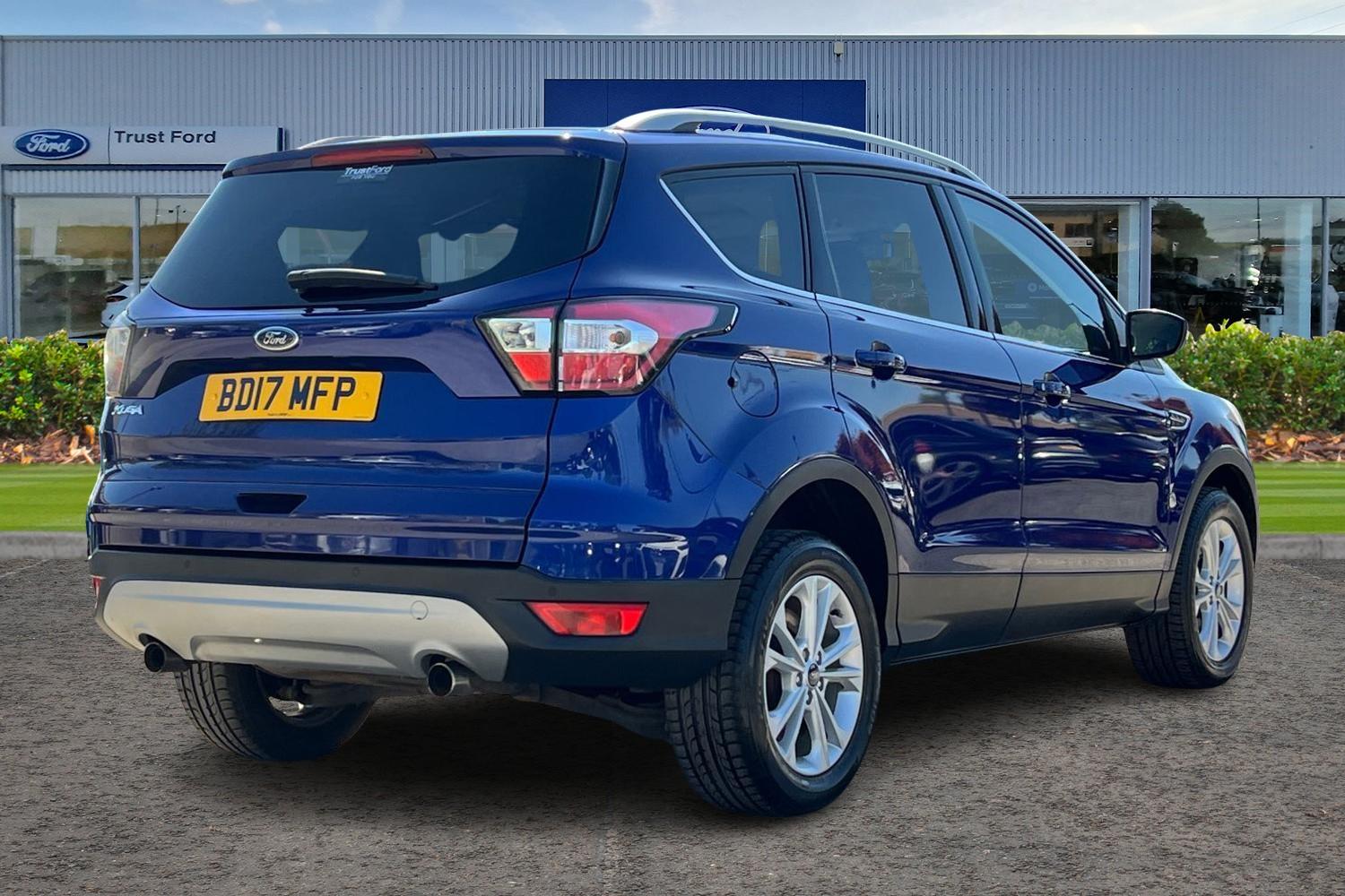 Ford KUGA Photo 3