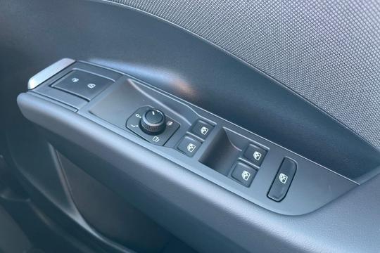 Volkswagen T-roc Photo autoimg-a5c3d47eb3b7b79a222394e0efbbc37bfeb5151d.jpg